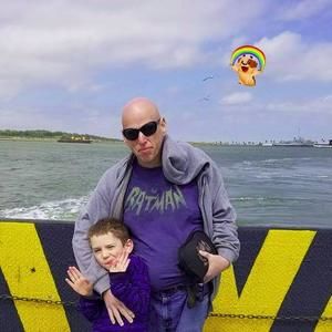 Meet your Posher, Wesley